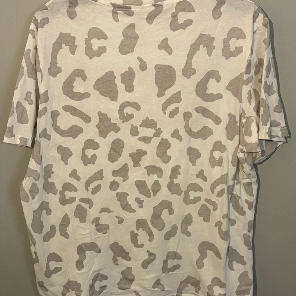IU Hoosiers Women's Short Sleeve Tee - Picture 3 of 3